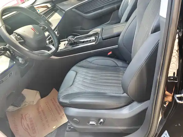 Hongqi HS5 2023