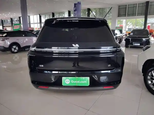 Li Auto L8 2024