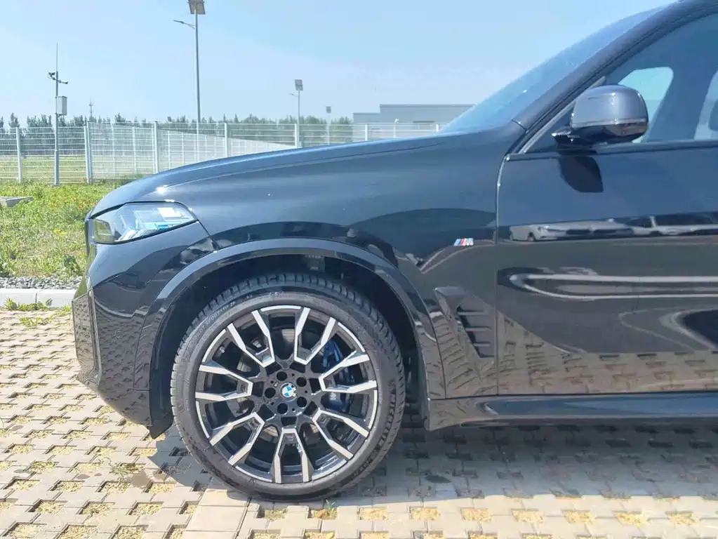 BMW X5 2024