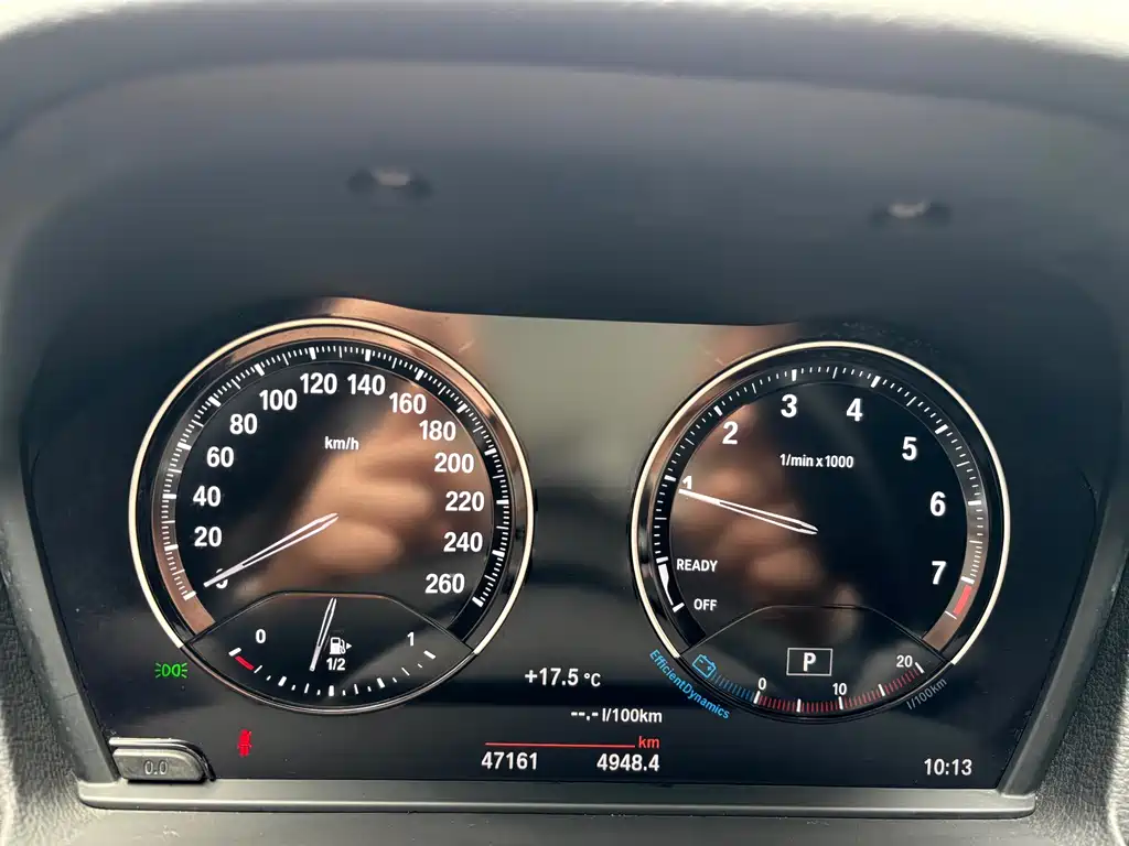 BMW 1 Series 2019 — фото 10