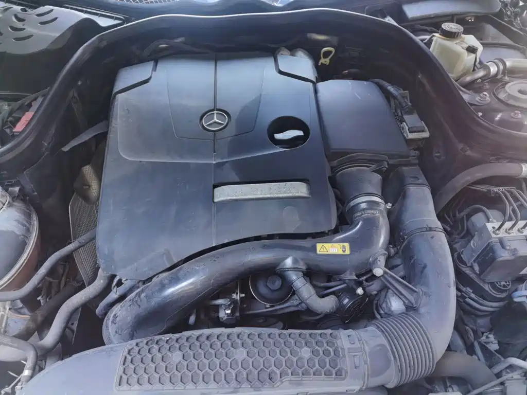 Mercedes-Benz E-Class 2015 — фото 11