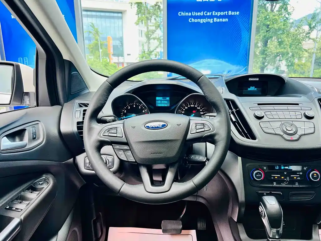 Ford Kuga 2019 — фото 17