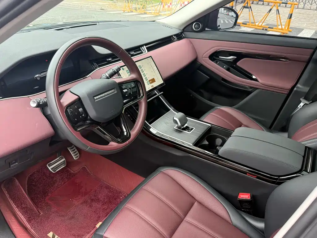 Land Rover Evoque 2025 — фото 8