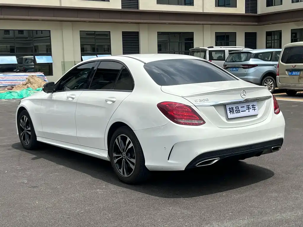 Mercedes-Benz C-Class 2018