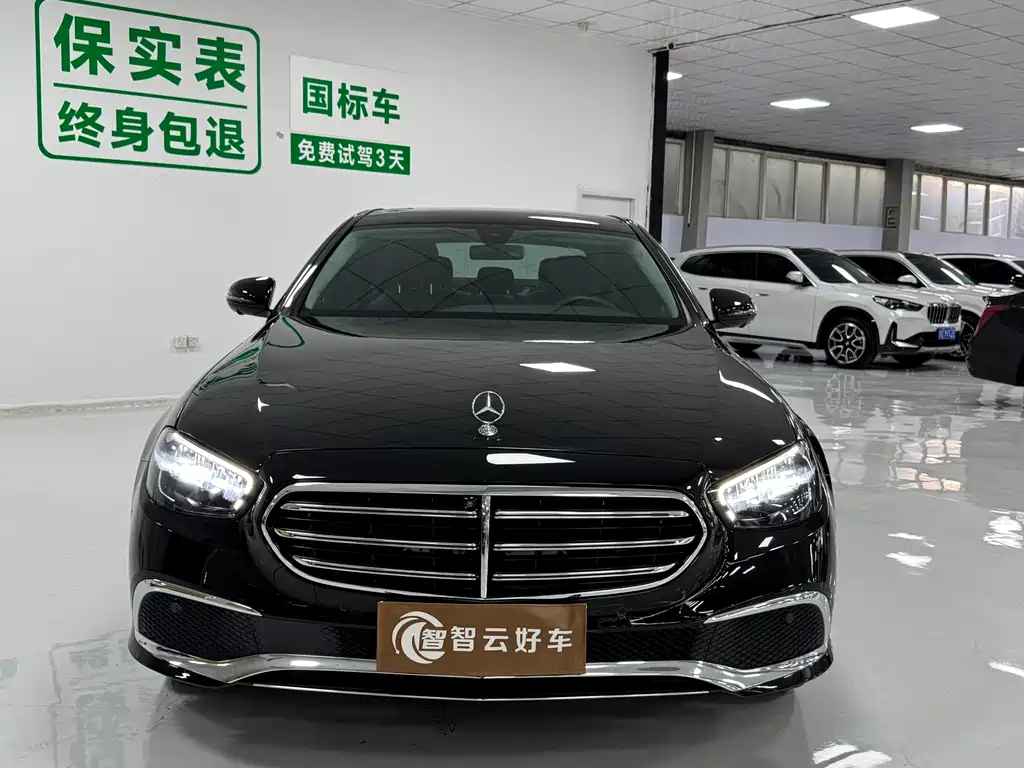 Mercedes-Benz E-Class 2022