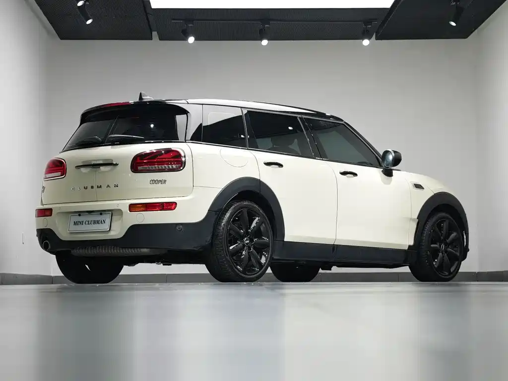 MINI Clubman 2020 — фото 8