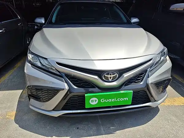 Toyota Camry 2021