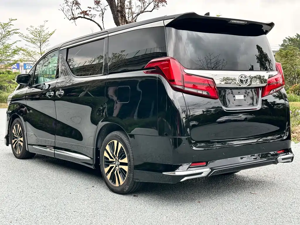 Toyota Alphard 2019 — фото 6