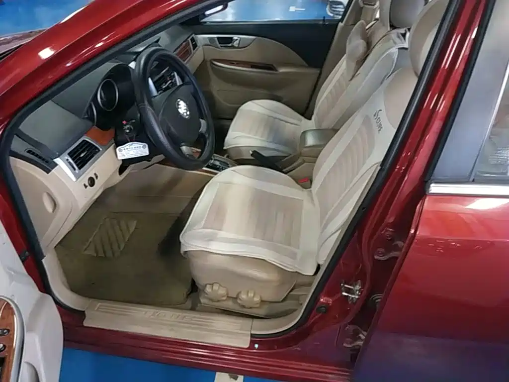 Buick Excelle 2014 — фото 15