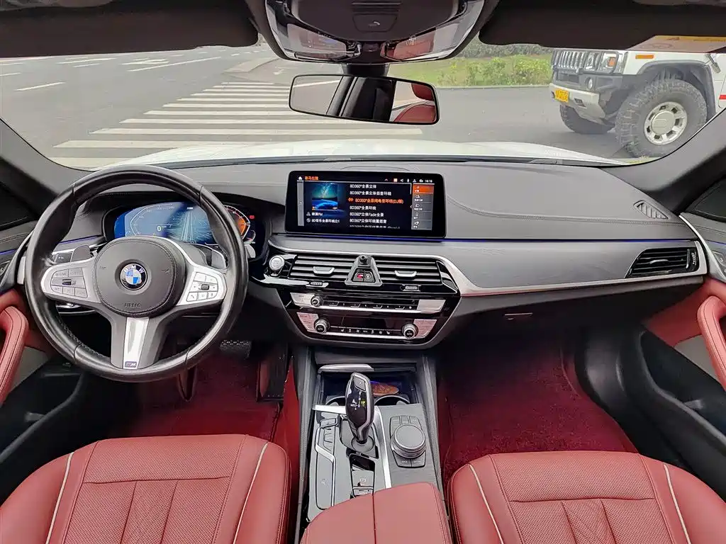 BMW 5 Series 2023 — фото 10