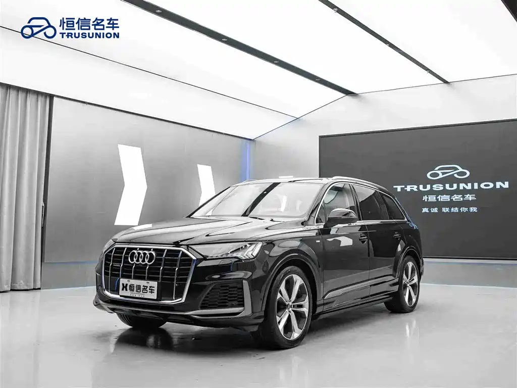 Audi Q7 2023 — фото 3