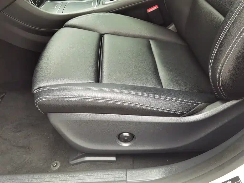 Mercedes-Benz CLA 2018 — фото 20