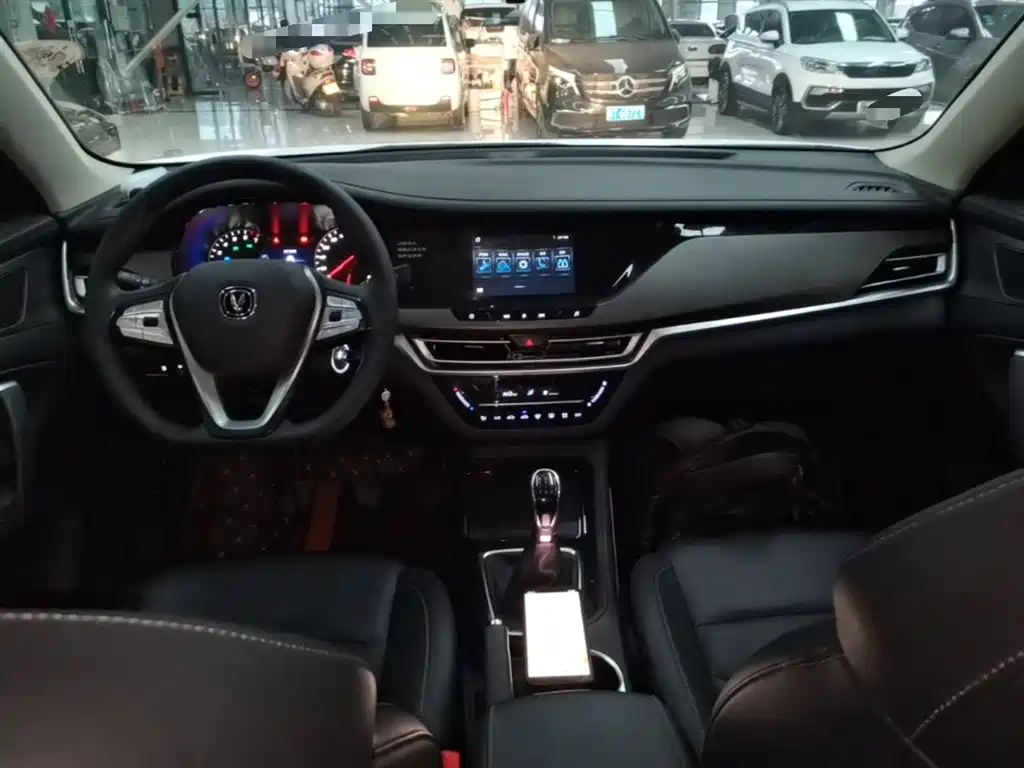 Changan CS35PLUS 2021 — фото 10