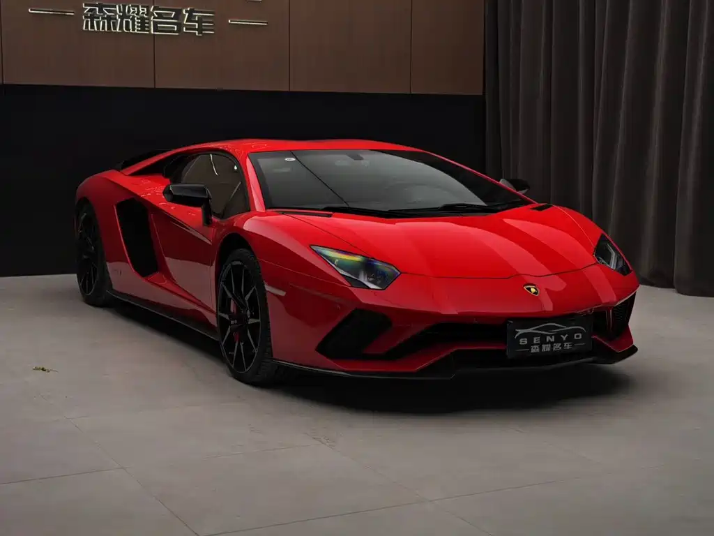 Lamborghini Aventador 2017 — фото 2