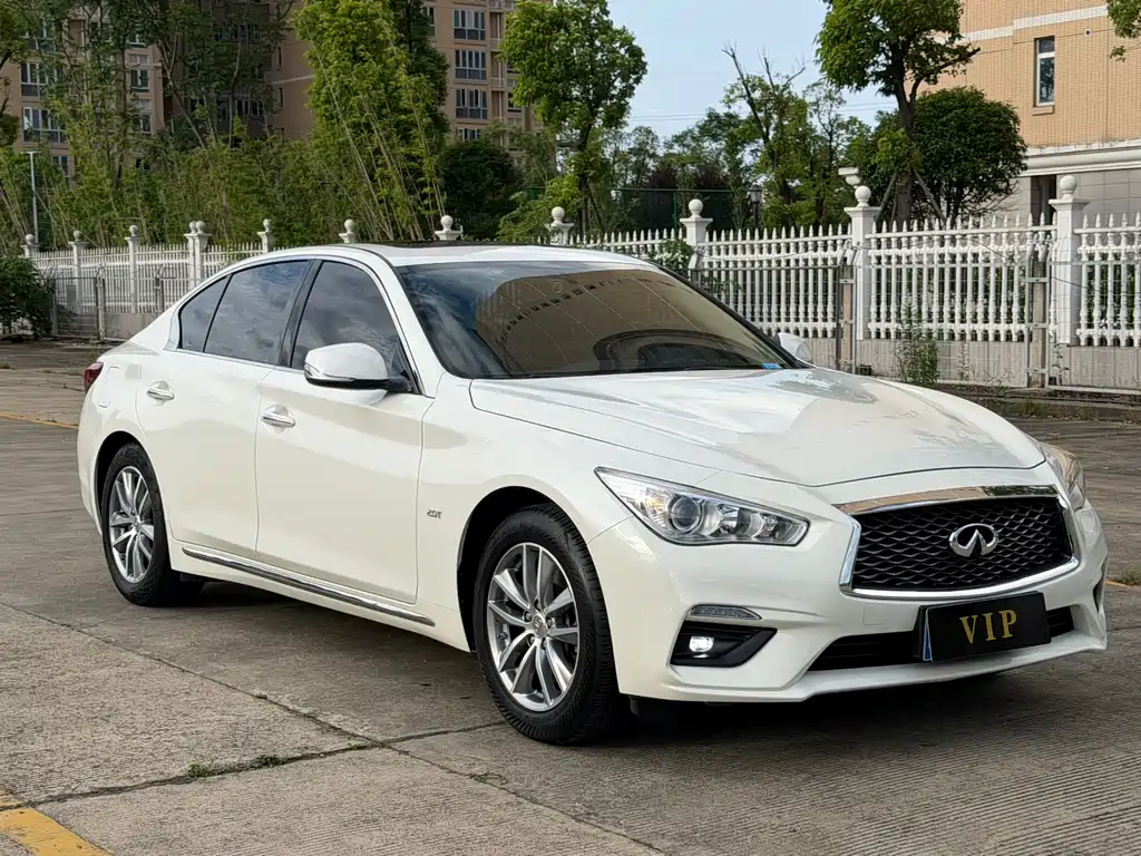 Infiniti Q50L 2019 — фото 3