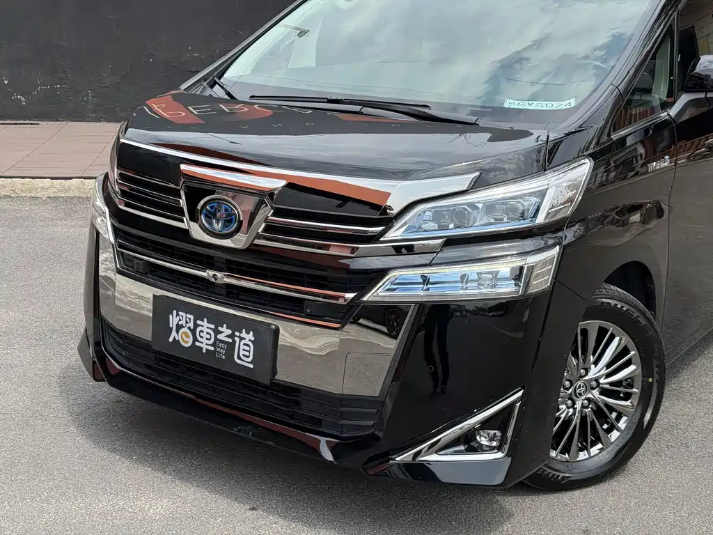 Toyota Vellfire 2021 — фото 26