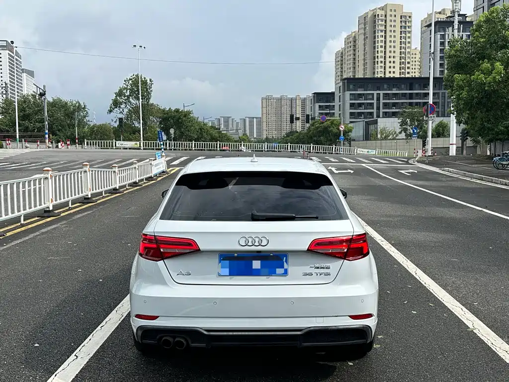 Audi A3 2019 — фото 14