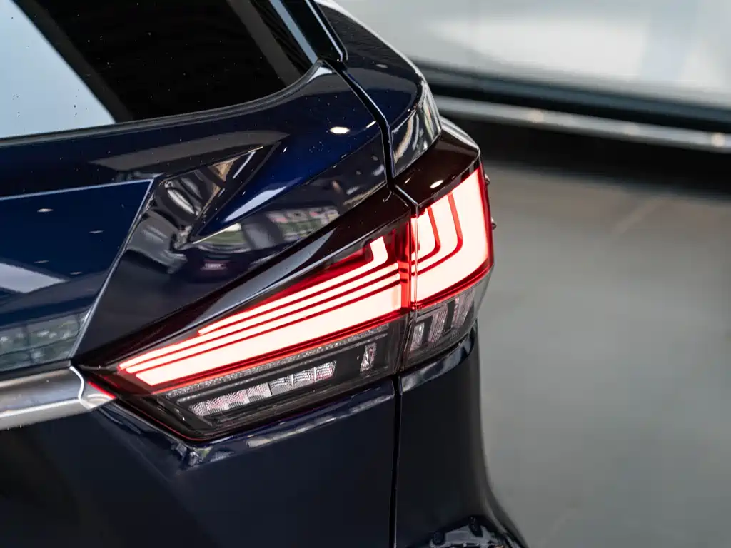 Lexus RX 2021