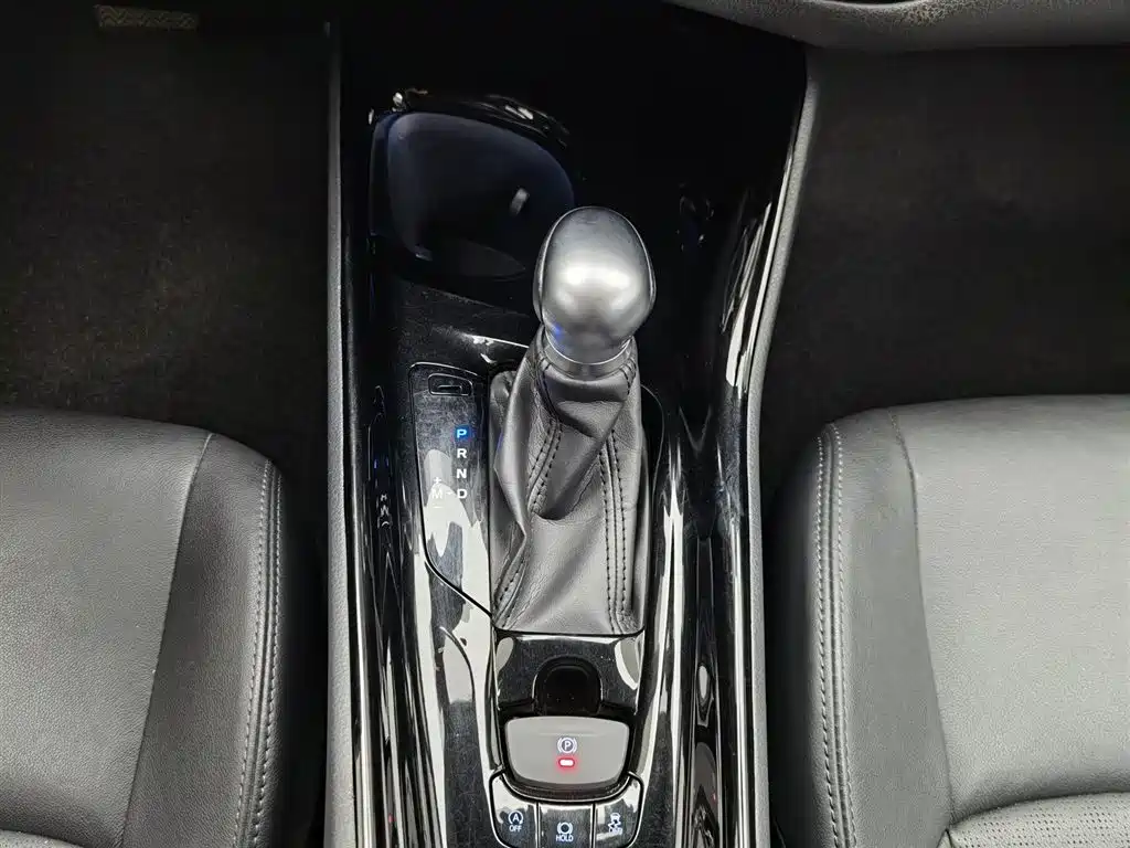 Toyota IZOA 2019 — фото 13
