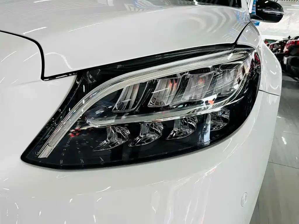 Mercedes-Benz C-Class 2021 — фото 18