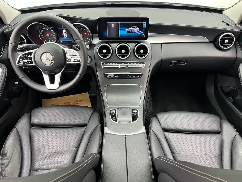 Mercedes-Benz C-Class 2018 — фото 11