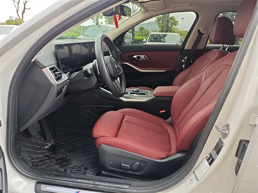 BMW 3 Series 2024