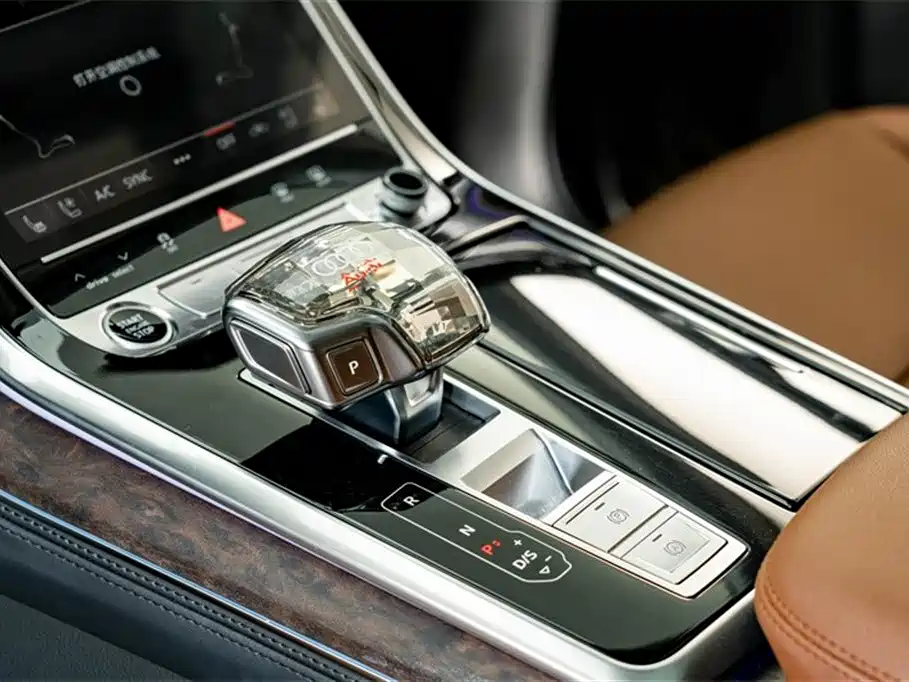 Audi Q7 2023 — фото 12