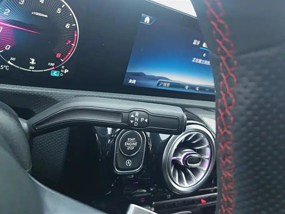 Mercedes-Benz A-Class 2023 — фото 16