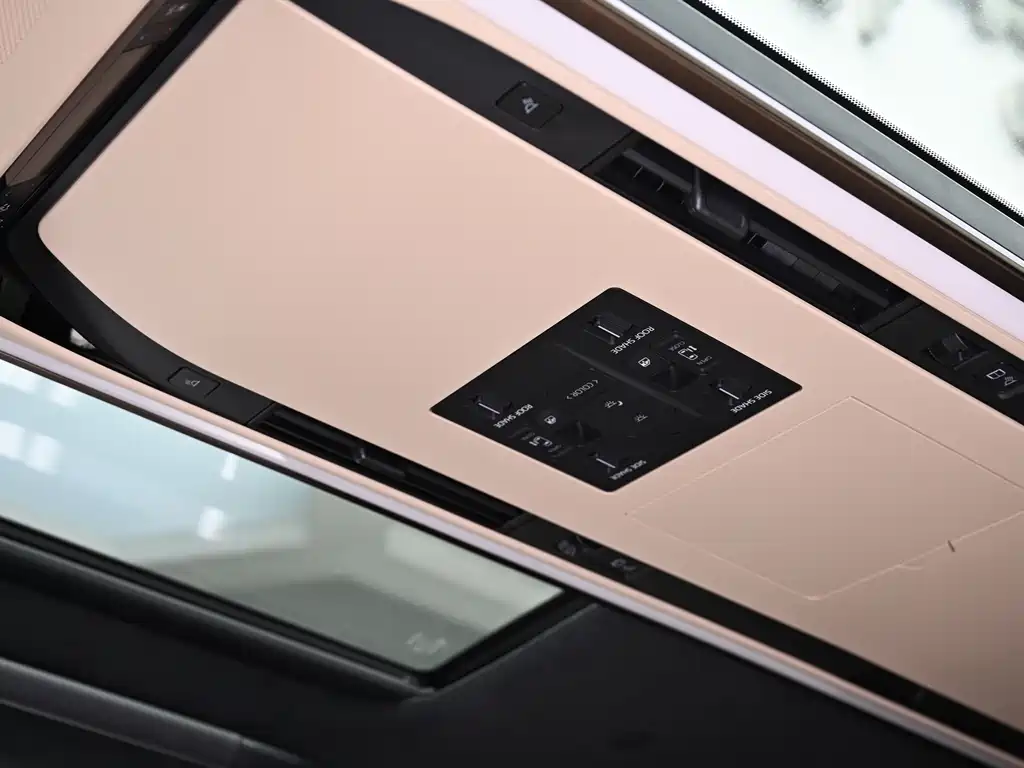 Toyota Alphard 2025 — фото 15