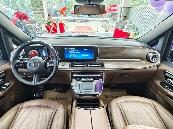 Mercedes-Benz Vito 2025