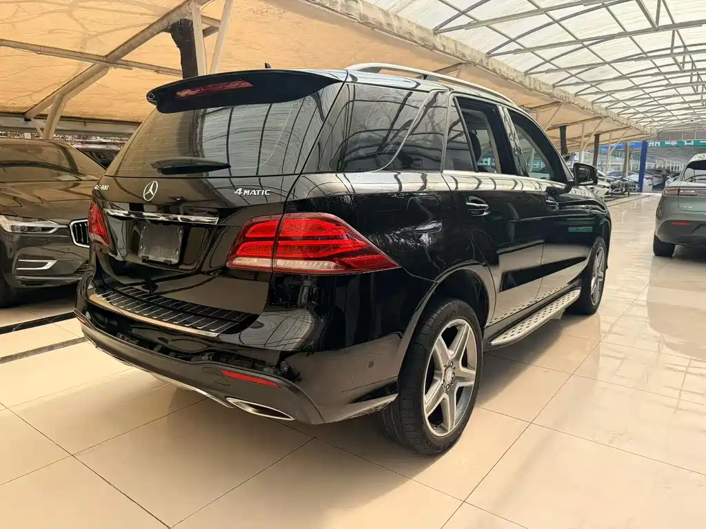 Mercedes-Benz GLE 2016 — фото 13