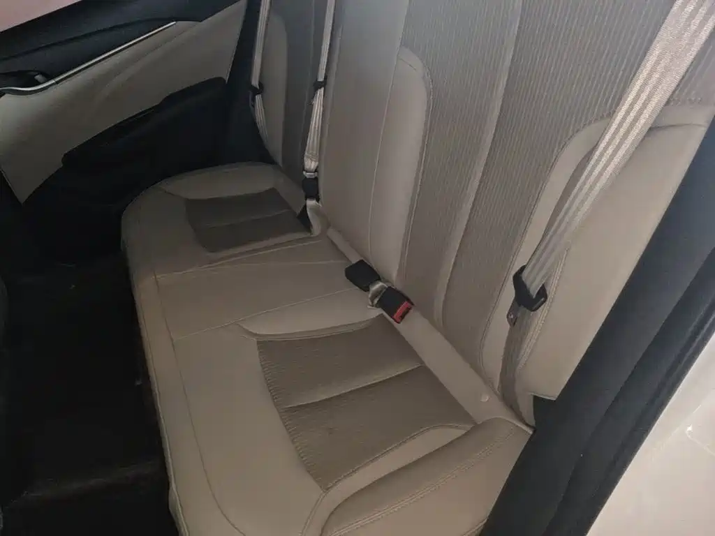 Buick Excelle 2017 — фото 17