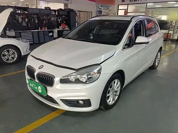 BMW 2 Series Station Wagon 2017
