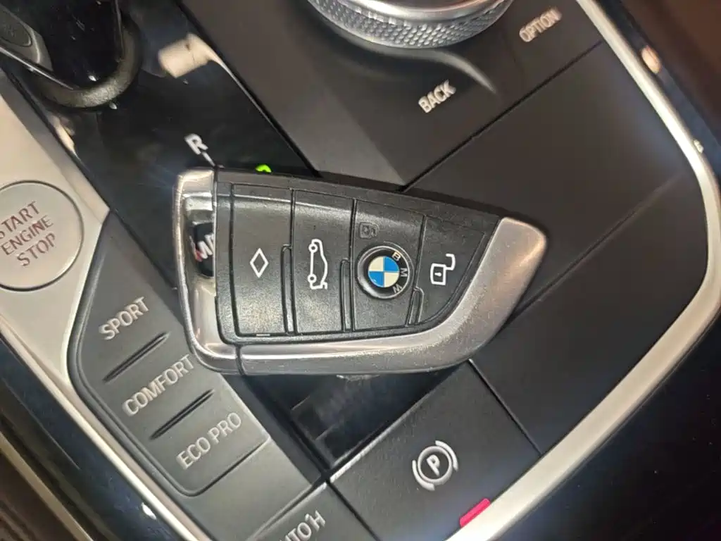 BMW 3 Series 2020 — фото 9
