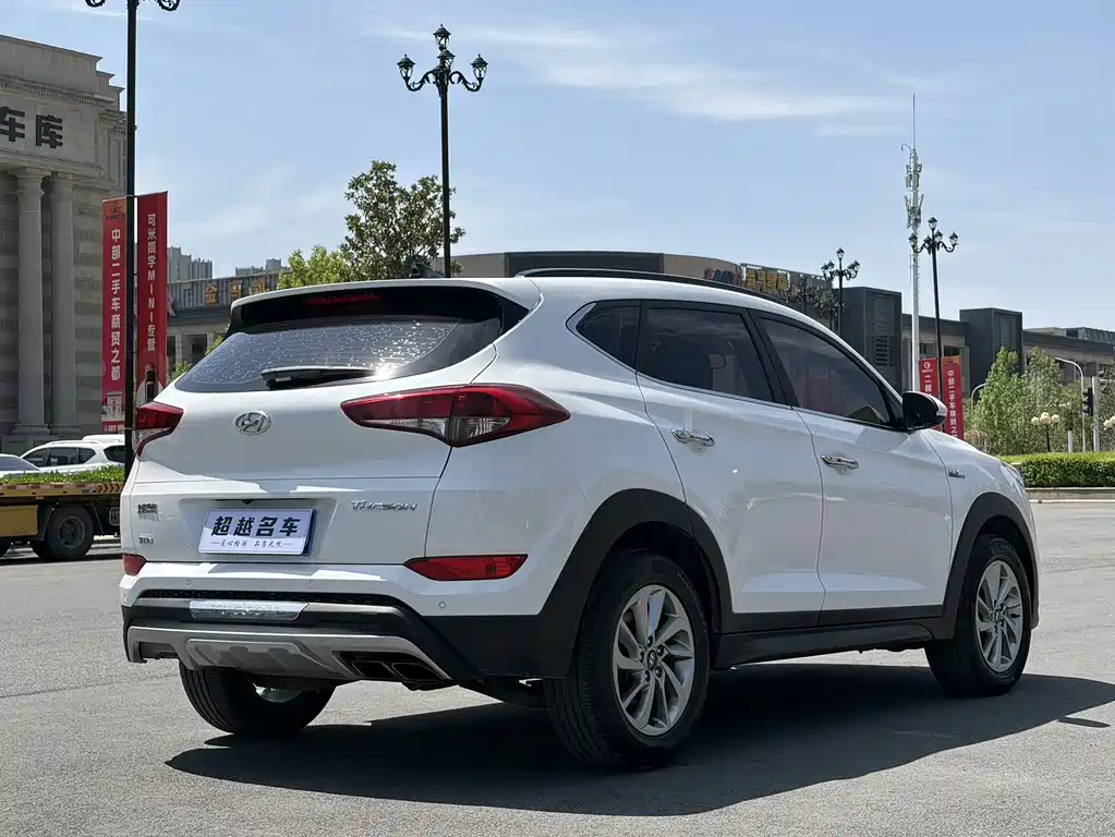 Hyundai Tucson 2018 — фото 16