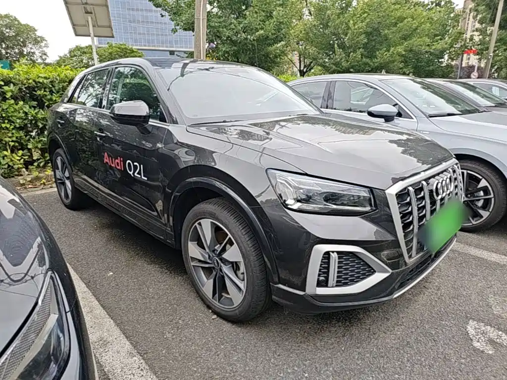 Audi Q2L 2024