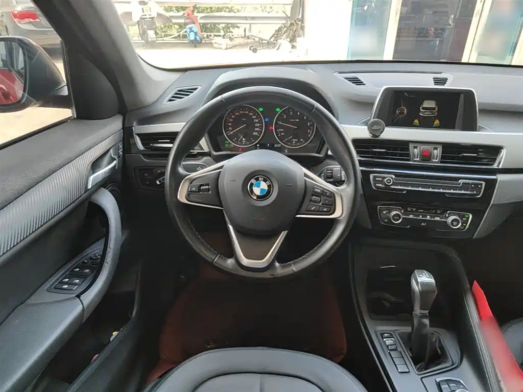 BMW X1 2016 — фото 11