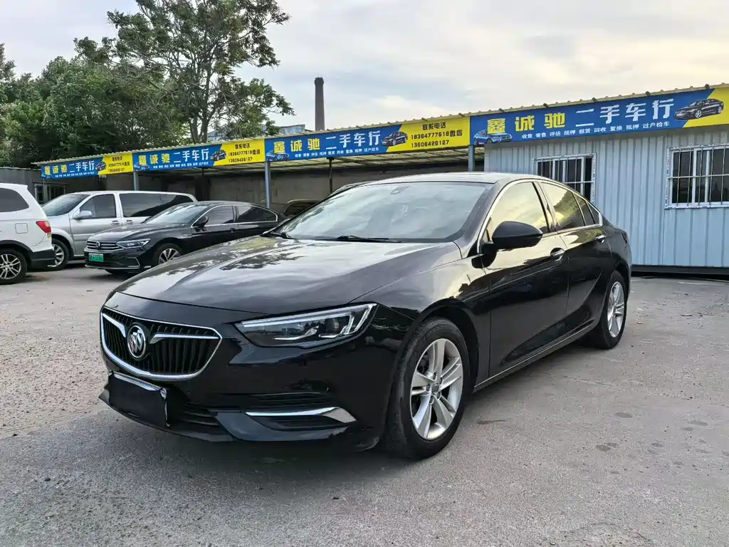 Buick Regal 2019 — фото 1