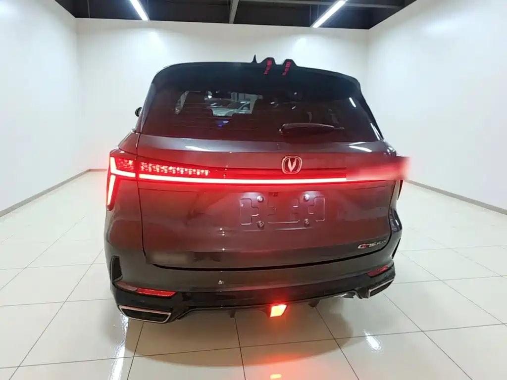 Changan CS75 PLUS 2023 — фото 4
