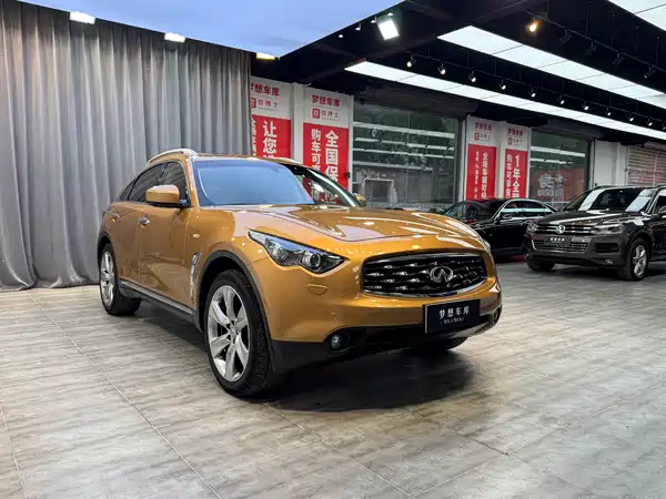 Infiniti FX 2011
