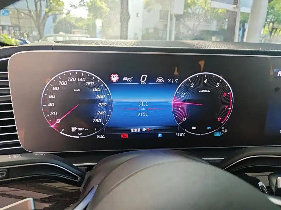 Mercedes-Benz GLE 2025
