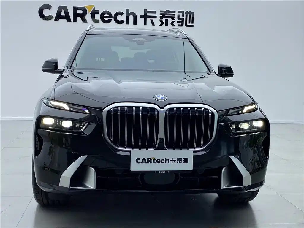 BMW X7 2024 — фото 39