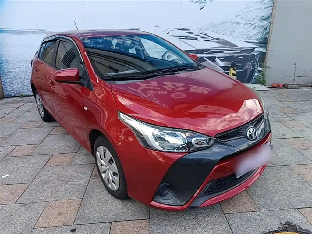 Toyota Yaris L 2019 — фото 4