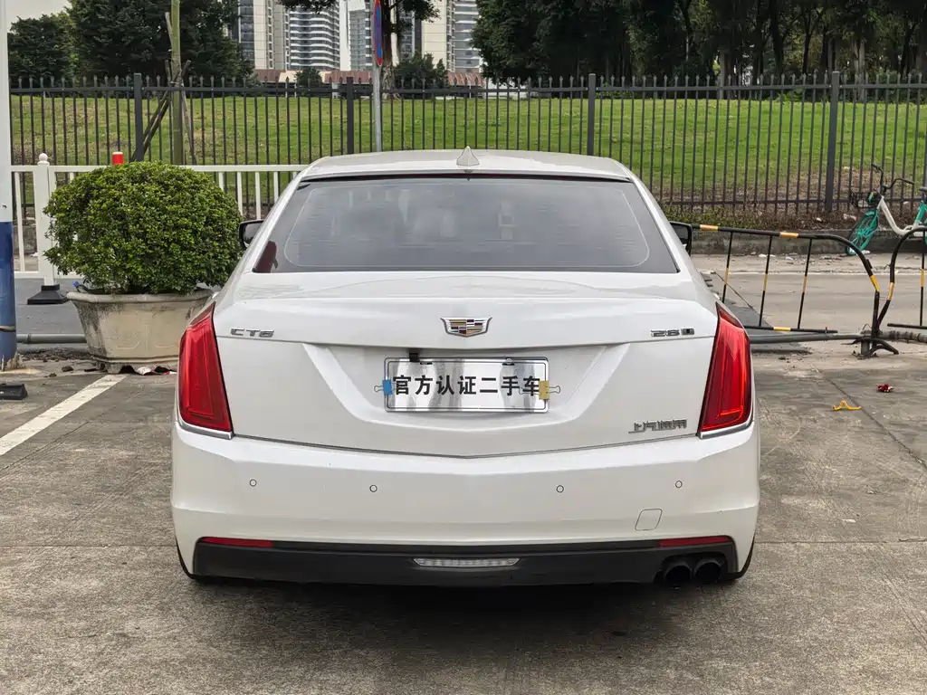 Cadillac CT6 2017 — фото 19