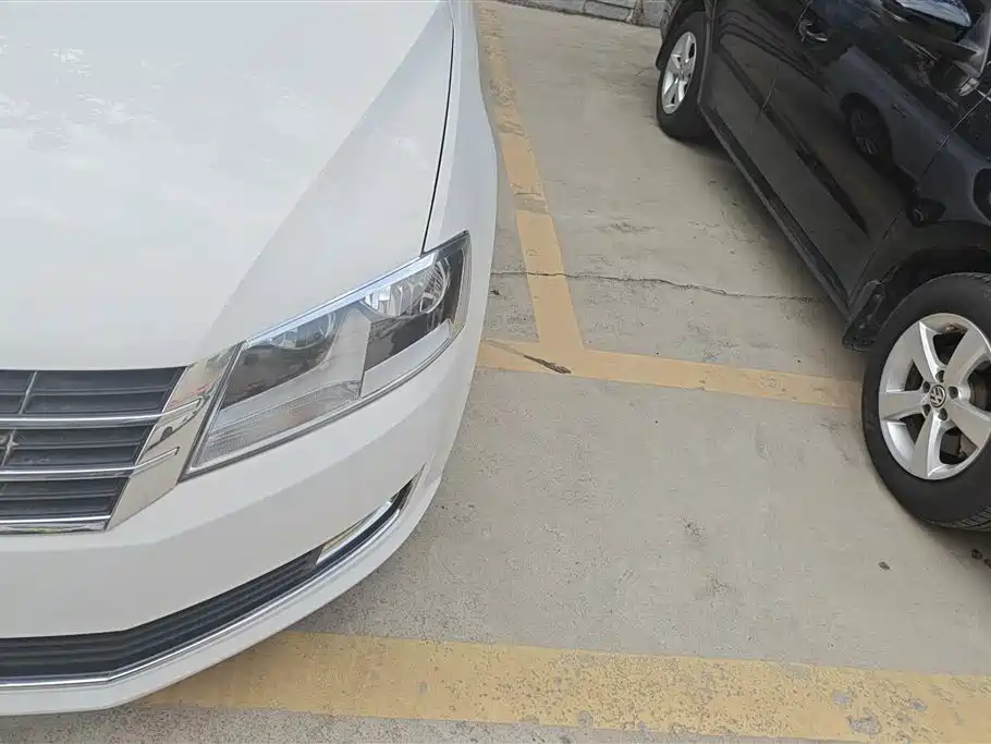 Volkswagen Lavida 2015