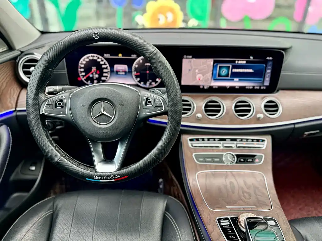 Mercedes-Benz E-Class 2019 — фото 8