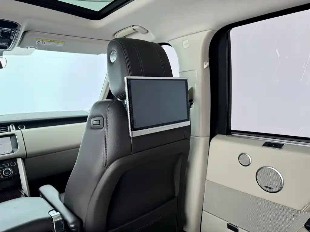 Land Rover Range Rover 2017 — фото 21