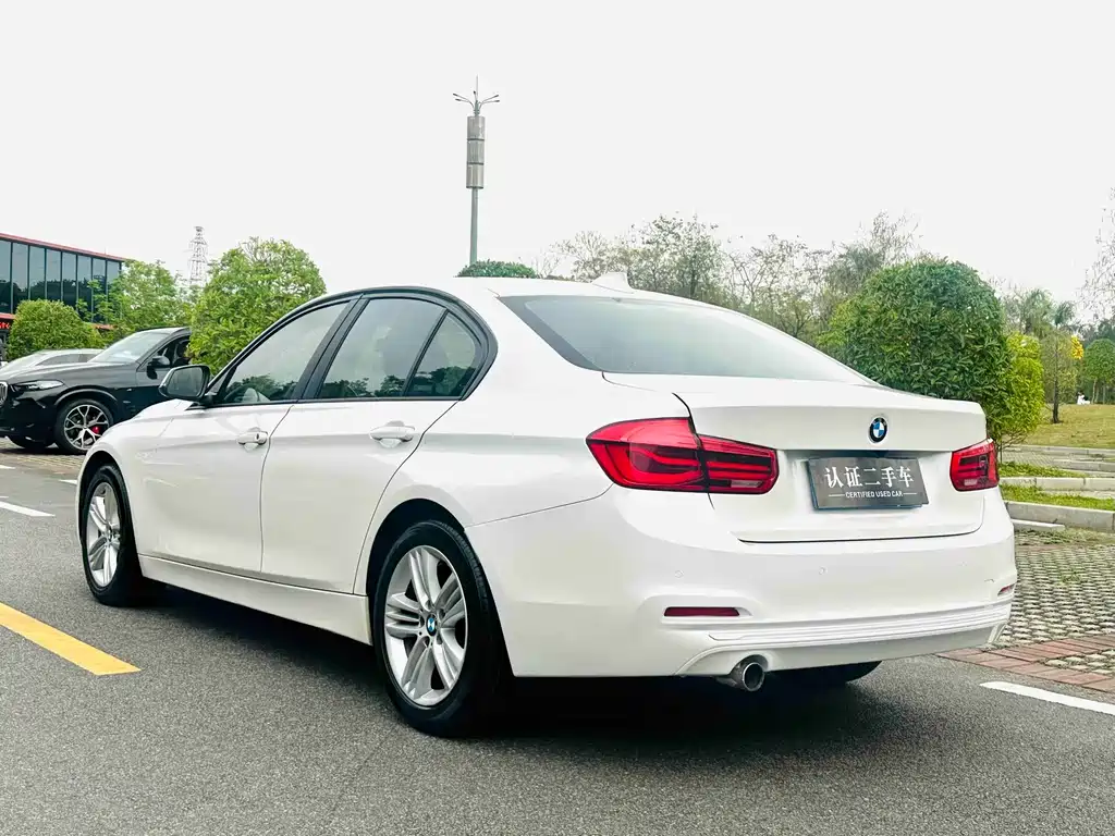 BMW 3 Series 2017