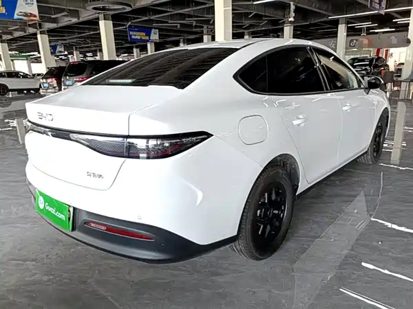BYD Seal 05 DM-i 2026
