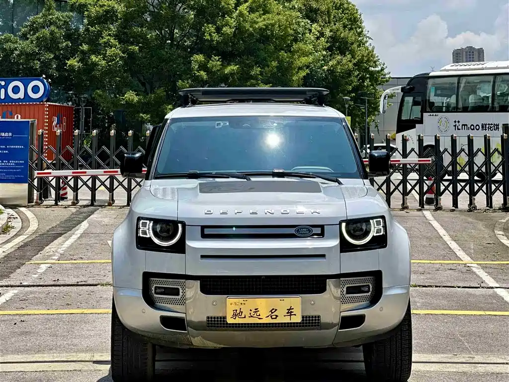 Land Rover Defender 2022 — фото 2